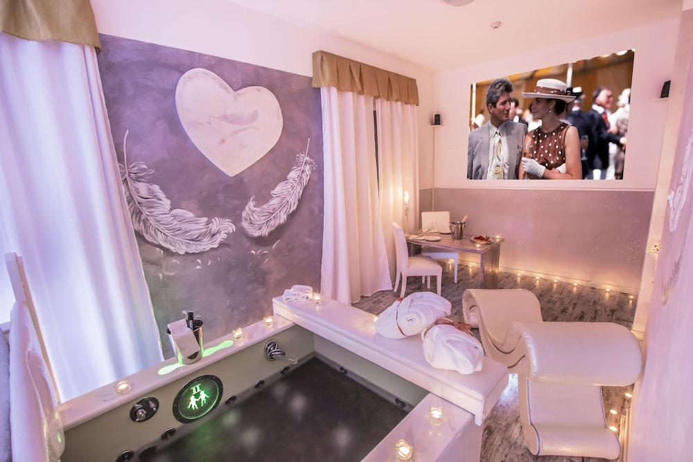 Hotel Butterfly Torre del Lago Puccini Eksteriør bilde