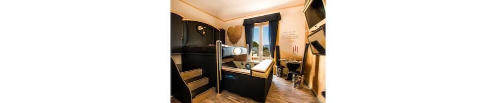 Hotel Butterfly Torre del Lago Puccini Eksteriør bilde