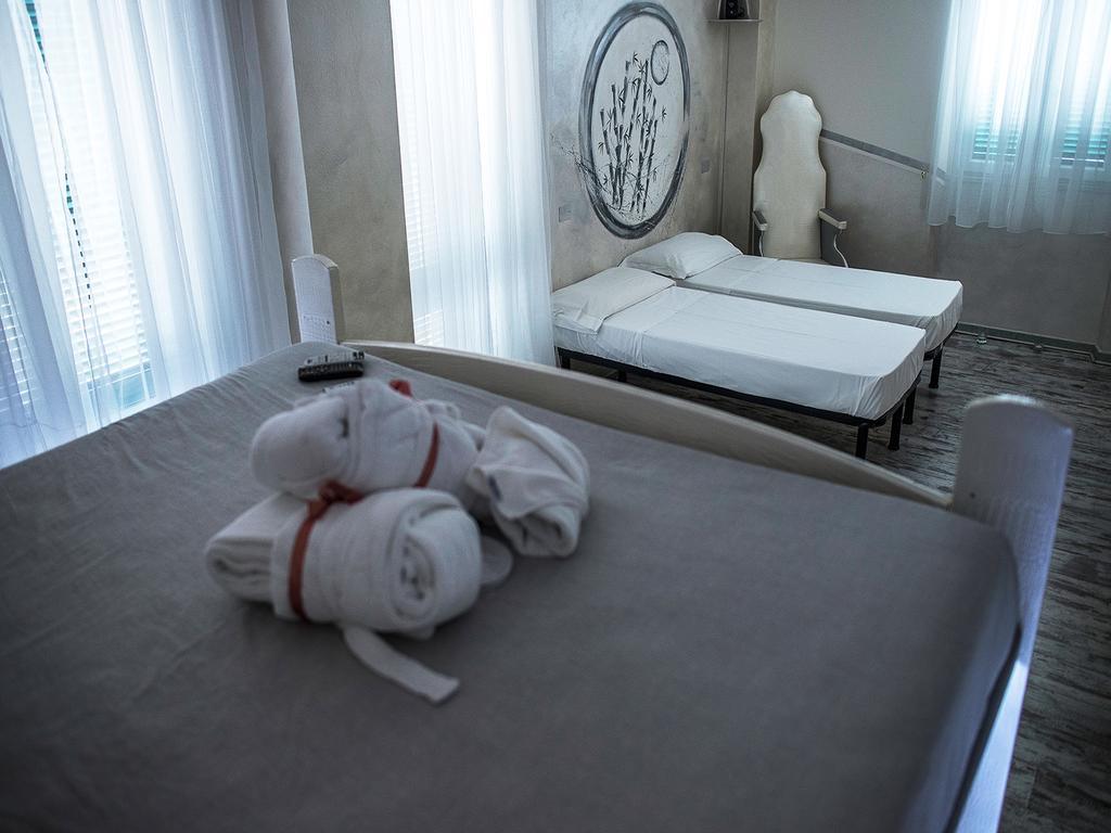 Hotel Butterfly Torre del Lago Puccini Eksteriør bilde